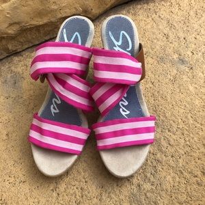 ON SALE✨ Sketcher Wedge Sandals